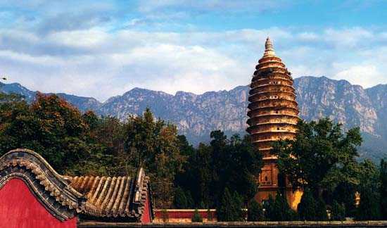 中国第一塔——嵩岳寺塔