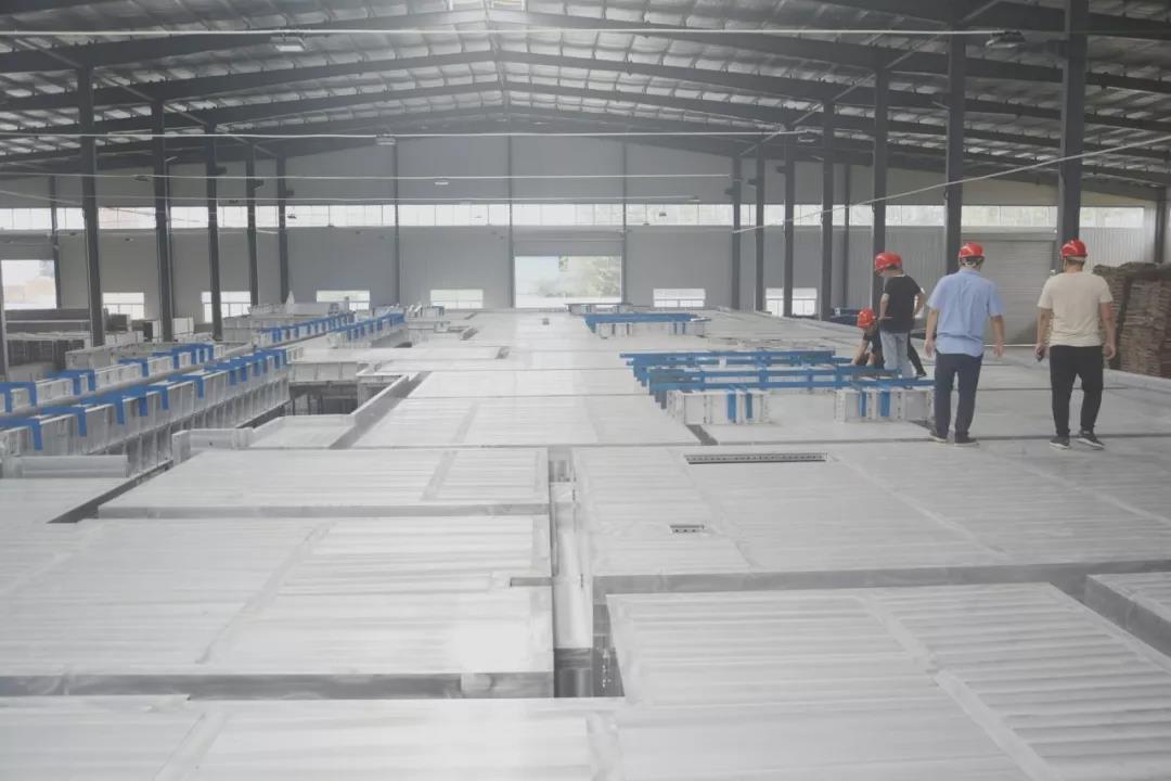 中国中建一局集团来热博RB88公司验收铝模成品!
